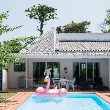 Baan Promphun Pool Villa By Bv Si Sunthon Εξωτερικό φωτογραφία