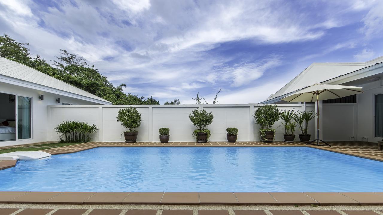 Baan Promphun Pool Villa By Bv Si Sunthon Εξωτερικό φωτογραφία