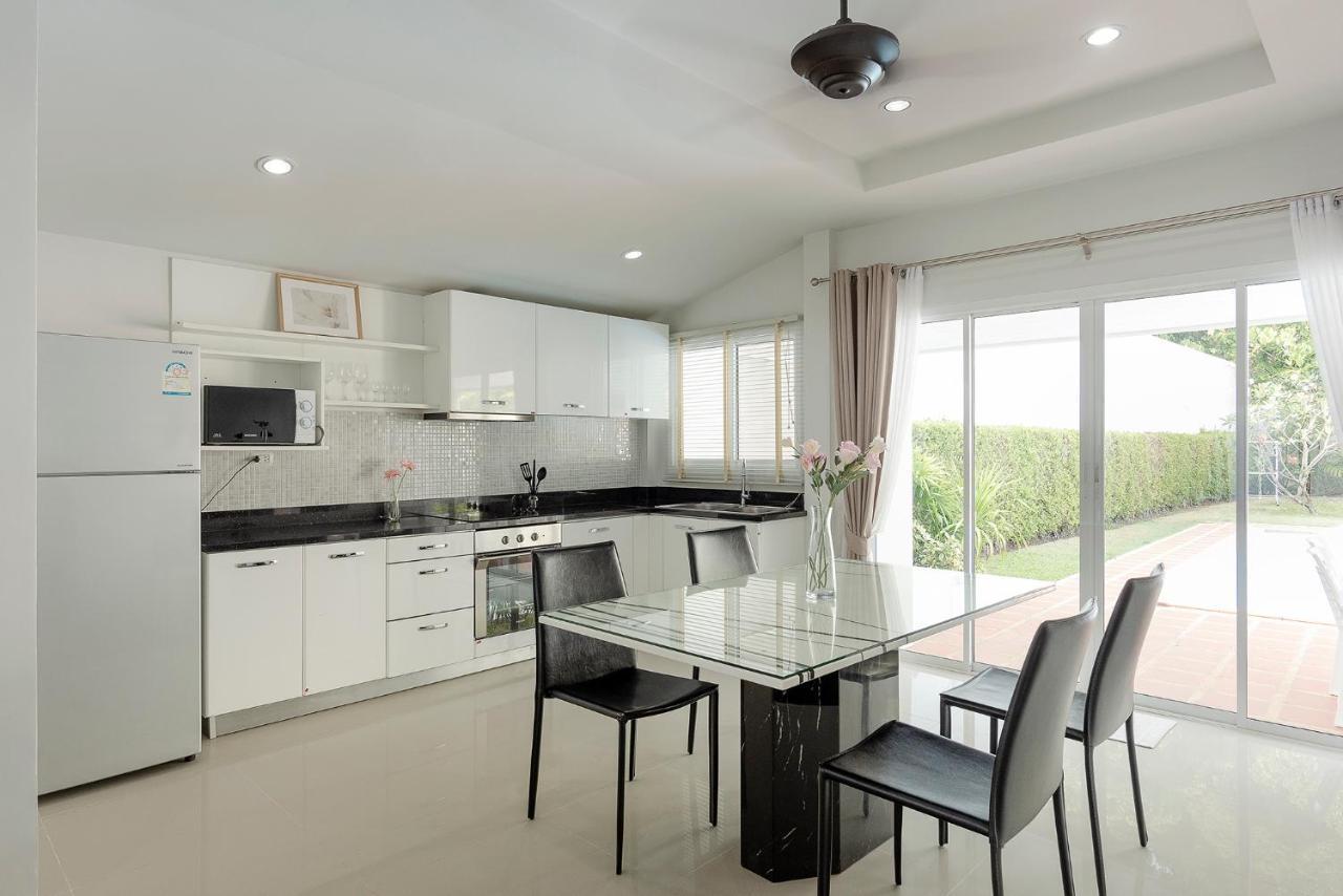 Baan Promphun Pool Villa By Bv Si Sunthon Εξωτερικό φωτογραφία