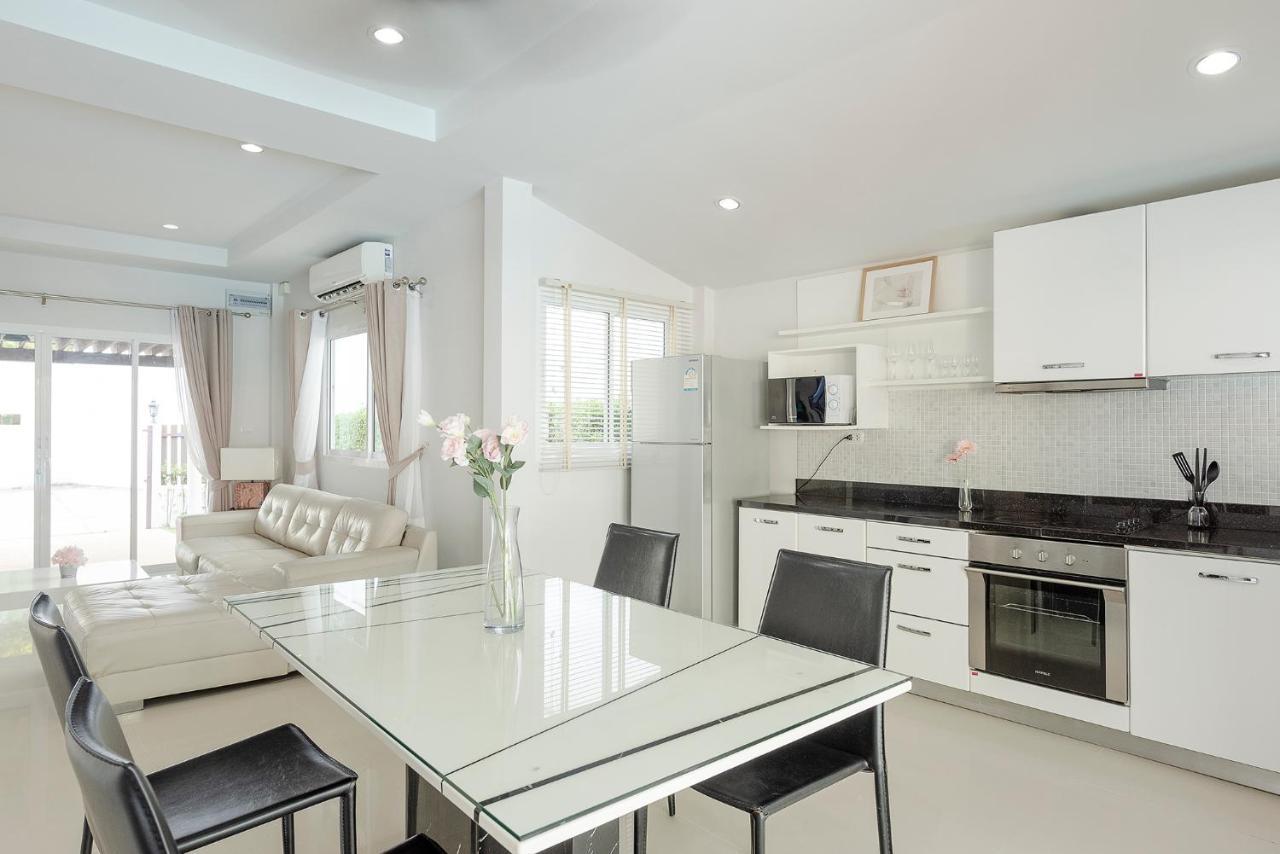 Baan Promphun Pool Villa By Bv Si Sunthon Εξωτερικό φωτογραφία